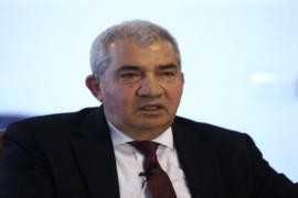 استقالة رياض سيف من رئاسة الائتلاف السوري