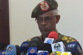 أبرز ما جاء في أول مؤتمر صحفي للجيش السوداني عقب الإطاحة بالبشير