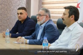مصطفى مسلم يلتقى أعضاء المجلس المحلي في عفرين