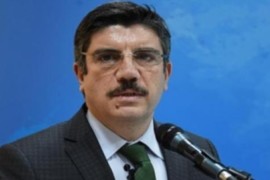 الحكومة التركية تعلن عن نيتها تأمين عودة مليوني لاجيء إلى المنطقة الآمنة.