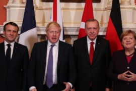 القمة الرباعية تؤكد على أهمية محاربة الإرهاب وعودة اللاجئين بشكل طوعي وآمن إلى ديارهم.