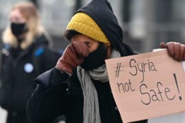 مقتل 3 خبراء بينهم مستشار إيراني باستهداف وفد رفيع للحرس الثوري شرق سوريا