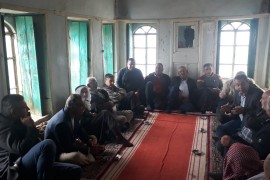 قيادة رابطة المستقلين الكرد السوريين تلتقي مع كوادر الرابطة في قرية شدود في منطقة الباب في ريف حلب.