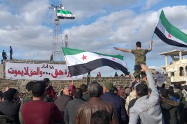 من درعا إلى الشمال.. تجدد المظاهرات بذكرى الثورة العاشرة