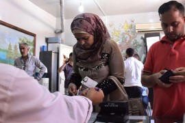 المعارض السوري جورج صبرا الردُّ على إعادة تأهيل الأسد يتطلّب «حاملاً وطنياً سورياً» غير المؤسسات التقليدية للمعارضة