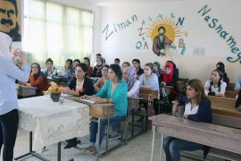 قيادات pyd تطبق مبدأ حلال علينا وحرام على الشعب .