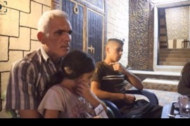 عائلة مسيحية من السقيلبية تصل  الى مدينة  عفرين مع تسهيلات من الجيش الوطني.