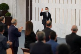 بينها إدلب ودرعا.. الأسد يقيل أربعة محافظين ويعين جدداً