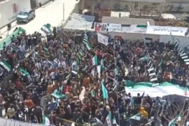 مظاهرات تجتاح المناطق المحررة لإحياء الذكرى السنوية لانطلاقة الثورة السورية .