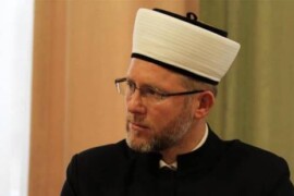 مفتي مسلمي أوكرانيا يدعو السوريين العاملين مع الروس لعدم الانخراط في قتال الأوكرانيين