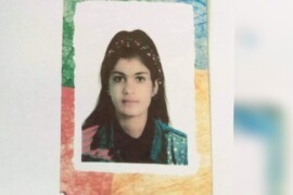 ميليشيات pyd-pkk الإرهابية تختطف طفلةً قاصرة في كوباني (عين العرب )لتجنيدها إجبارياً في صفوفها .