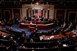 أعضاء بمجلس الشيوخ الأمريكي يحذرون الصين من قمع الاحتجاجات