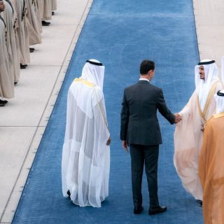 النظام السوري و”الحضن العربي”.. انعطافة وأبواب مشرّعة ومبادرات