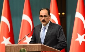 تركيا تؤكد أن عمل واشنطن  مع المنظمات الإرهابية شمال سوريا لا ينسجم مع التحالف بينهم .