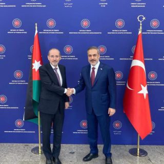 الصفدي في تركيا بعد سورية.. وملف “التعاون” حول اللاجئين حاضر