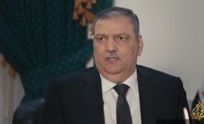 رياض حجاب: نظام بشار غير قابل للتأهيل ولا حل في سوريا إلا برحيله