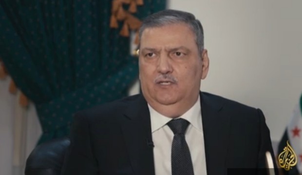 رياض حجاب: نظام بشار غير قابل للتأهيل ولا حل في سوريا إلا برحيله
