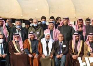 لماذا يرفض مثقفون سوريون “العشائرية” في سوريا ويمجّدونها في الخليج العربي؟