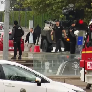 ميليشيات  pkk الارهابية تتبنى الهجوم الانتحاري أمام مقر المديرية العامة للأمن في أنقرة صباح اليوم .