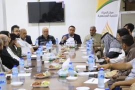 تحت عنوان دور العشائر السورية في العملية السياسية… رابطة المستقلين الكرد السوريين تشارك في إدارة ورشة حوار إقامها مركز الحياة للتنمية المجتمعية.